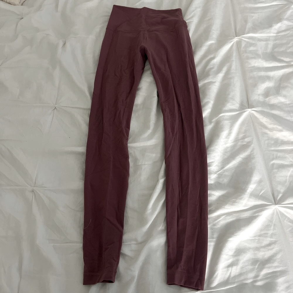LULULEMON PINK LEGGINGS RARE‼️ not sold in this color anymore!